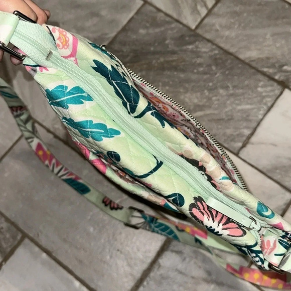 Vera Bradley Iconic Triple Zip Hipster Crossbody Mint Floral Pattern - Picture 8 of 15